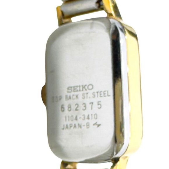 Seiko Women's Wristwatch Rectangle Manual Wind Analog Silver and Gold - Picture 2 of 6